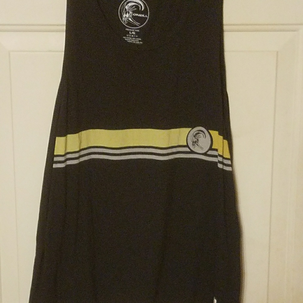 Lot of 5 mens tanks workout